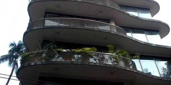 3 BHK Residential Apartment of 1250 sq.ft. Spacious Area for Sale at Dev Ashish, Khar West.