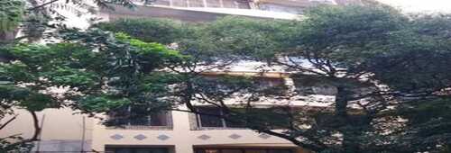 Fully Furnished 3 BHK Residential Apartment with Servant Room for Rent at Nakshatra Apartments, Bandra West.