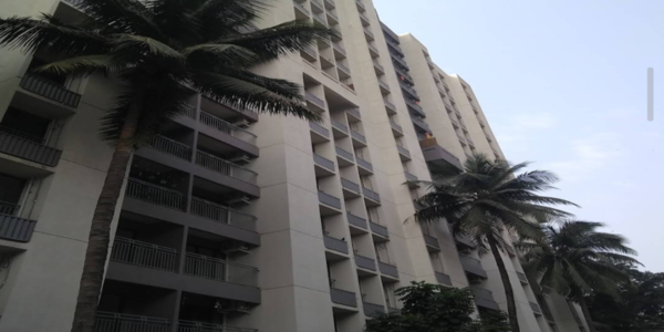 Distress Sale- 2 BHK Residential Apartment of 640 sq.ft. Area for Sale at Mahalaxmi Tower, Andheri West.