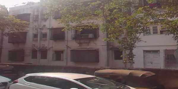 Sale 2 Bhk, Khar W SV Rd, 600sft, Shanti Sagar.