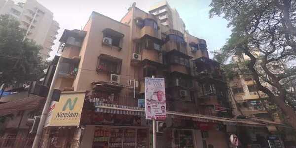 Sale 2Bhk, Khar W Khar Danda Rd, 813 sft, Tanna Kutir.