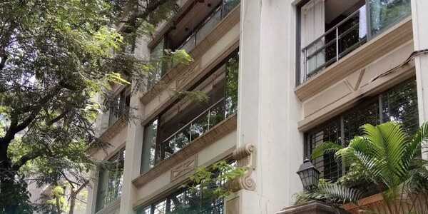 Distress Sale 3 Bhk, 1109 sft, Bandra W, La Roche, 4th Rd, Bank Auction.