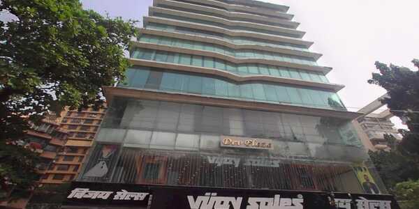 Rent Furnished 700 sft Office, SV Rd Andheri W Dev Plaza.