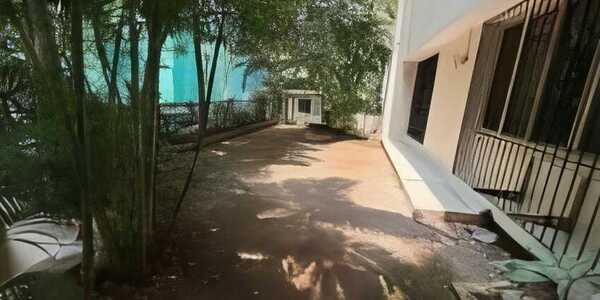 Rent S/F 3Bhk Duplex, JVPD Juhu, Ns Rd no.5. Bungalow Style Duplex.