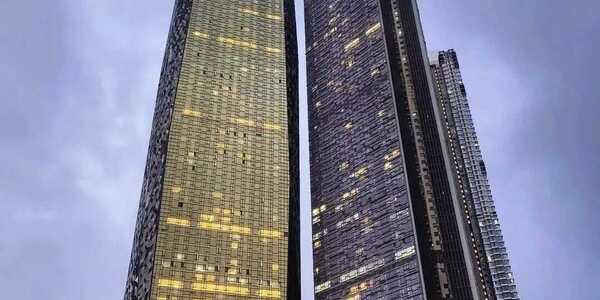 Rent 4 Bhk, 1545 sft, in Worli, Lodha Trump Tower.