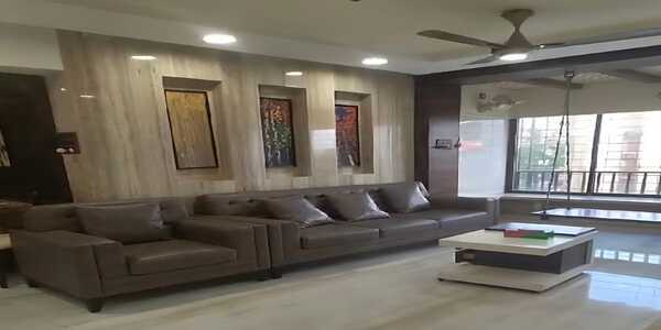 Rent Done up 2 Bhk at Andheri W, Versova JP Rd.