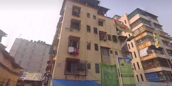 Pagdi Sale 1 Bhk, Bandra W, Raahat Manzil near Bandra Station.