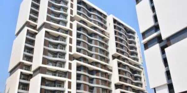 2 bhk Residential Apartment of 900 sq.ft with Wrap Around Balconies for Sale in Rustomjee Elita, Andheri West.