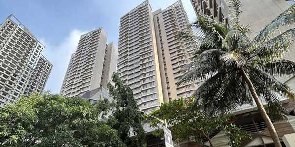 Distress Sale, 3 Bhk, 1013 sft, Kalpataru Radiance, Goregaon W, Bank Auction.