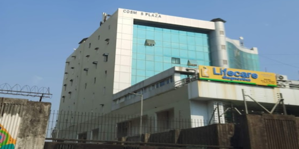 Done Up Commercial Office Space with Terrace for Rent at Cosmos Plaza, Andheri West.