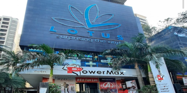 Fully Furnished Commercial Office Space of 675 sq.ft. Area for Sale at Lotus Trade Centre, Andheri West.