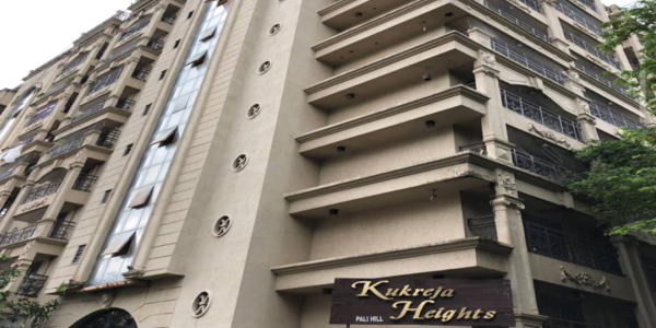 4 BHK Residential Apartment for Rent at Kukreja Heights, Bandra West.