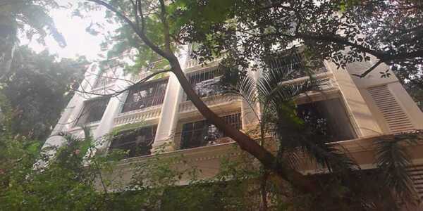 Rent S/F 2 Bhk, Bandra W, Pali Hill, Nr Union Park, Whispering Heights.