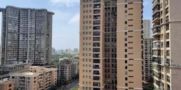 Semi Furnished 2 BHK Residential Apartment of 875 sq.ft. Area for Sale at Royal Classic, Andheri West.