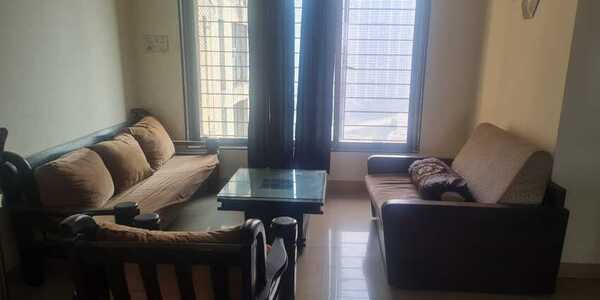 1 room PG available in a 3 bhk flat in Bhandup West near Neptune Magnat Mall LBS Rd