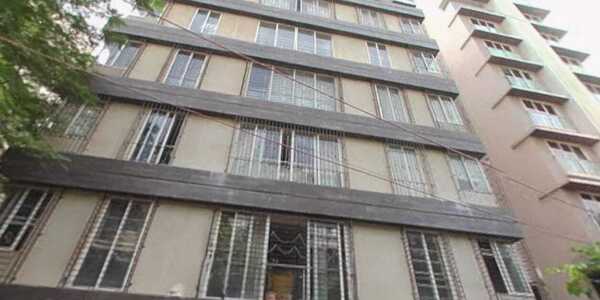 Rent S/F 3 Bhk at Bhagtani Pearl, Santacruz W, Saraswat Colony.