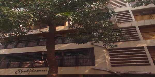 Rent S/F 2 Bhk, Khar W 12th Rd, Shubh Laxmi.