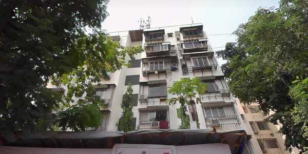 Rent S/F 1 Bhk, Bandra West, John Baptist Rd, Emerald.