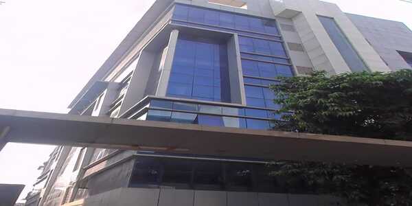 Pre Leased Commercial Office Space of 470 sq.ft. Area for Sale at Agarwal Golden Chamber, Andheri West.