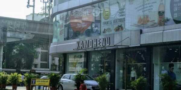 Rent Shop, Andheri W Lokhandwala, Kamdhenu Shopping Centre.