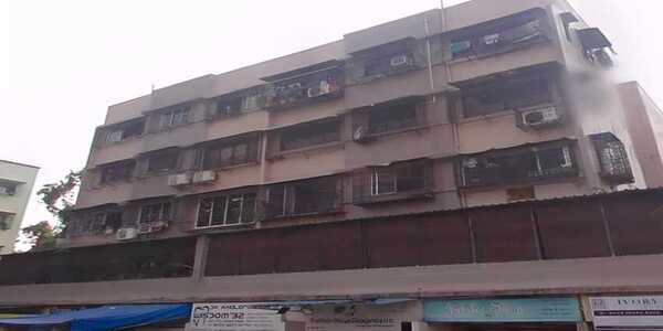Semi Furnished 1 BHK Residential Apartment for Rent at Jubilee, Versova, Yari Road, Andheri West.