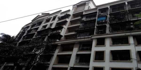 Rent 2 Bhk, Juhu Gulmohar Rd, 650 sft, Windswept Chsl.