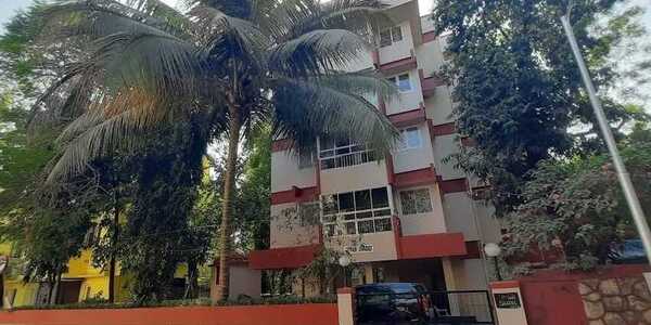 Rent S/F 2 Bhk, Bandra W Nr Mehboob Studio, Silvan Shades Apt.