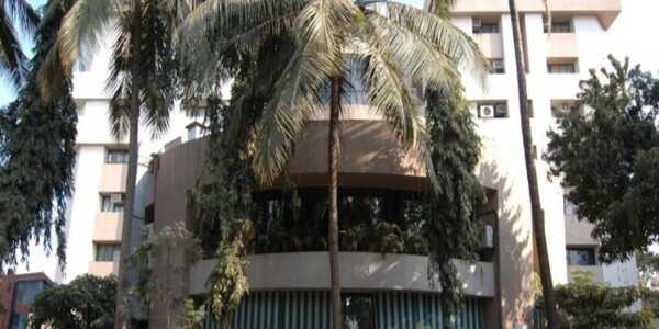 515 Sq.ft. (Carpet Area) Furnished Commercial Office For Sale At Remi Bizcourt, Azad Nagar, Andheri West.