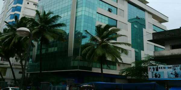 Commercial Office space of 5200 sq.ft carpet area for Rent in Nanak Chambers, Andheri West.