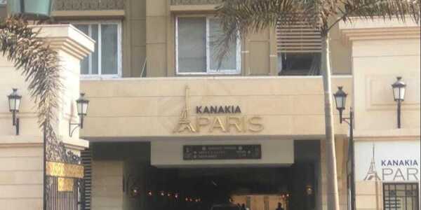 Rent S/F 5 Bhk, 2000 sft, at Kanakia Paris, BKC Bandra E.