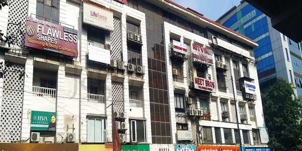 Commercial Showroom Space of 2400 sq.ft. Carpet Area for Sale at Morya Estate, Andheri West.