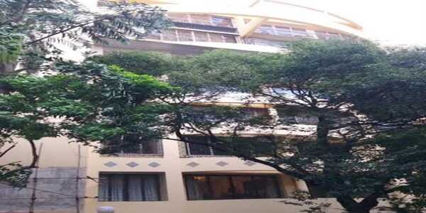Fully Furnished 3 BHK Residential Apartment with Servant Room for Rent at Nakshatra Apartments, Bandra West.