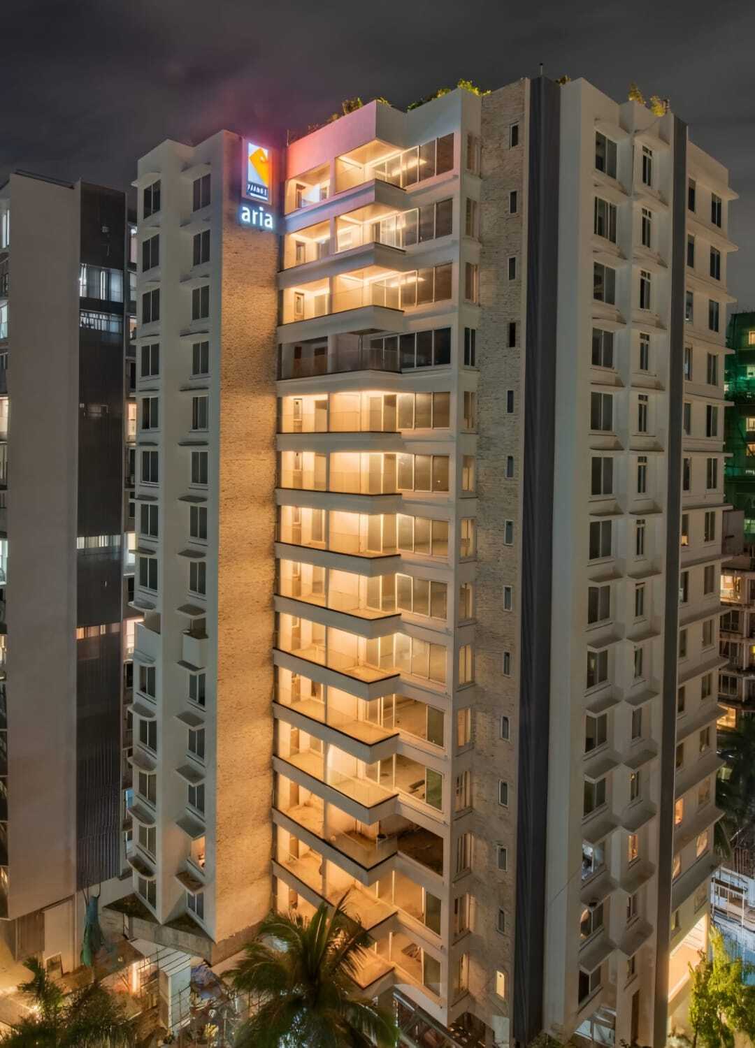 Parinee Aria, Juhu.