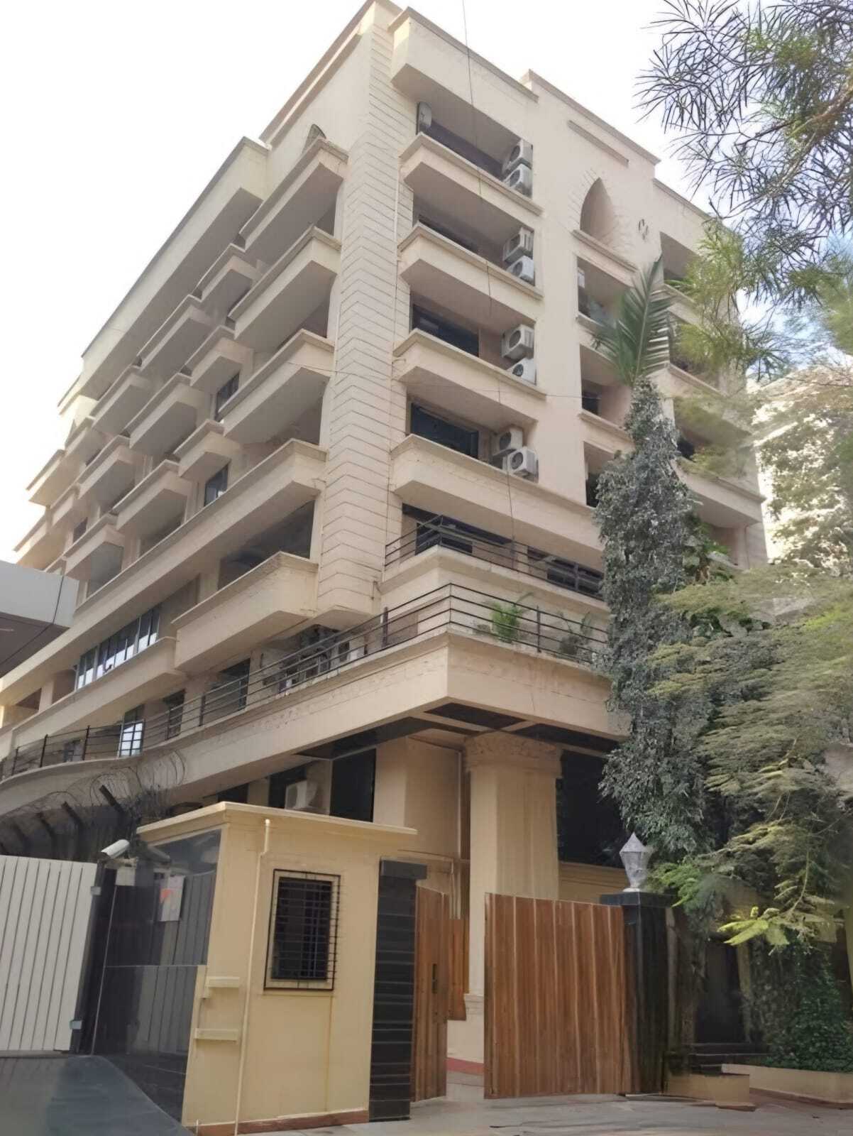 Anand Villa in Santacruz West.