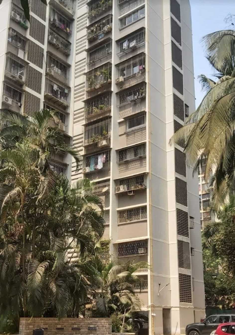 Link Garden Tower in Andheri West, Oshiwara.