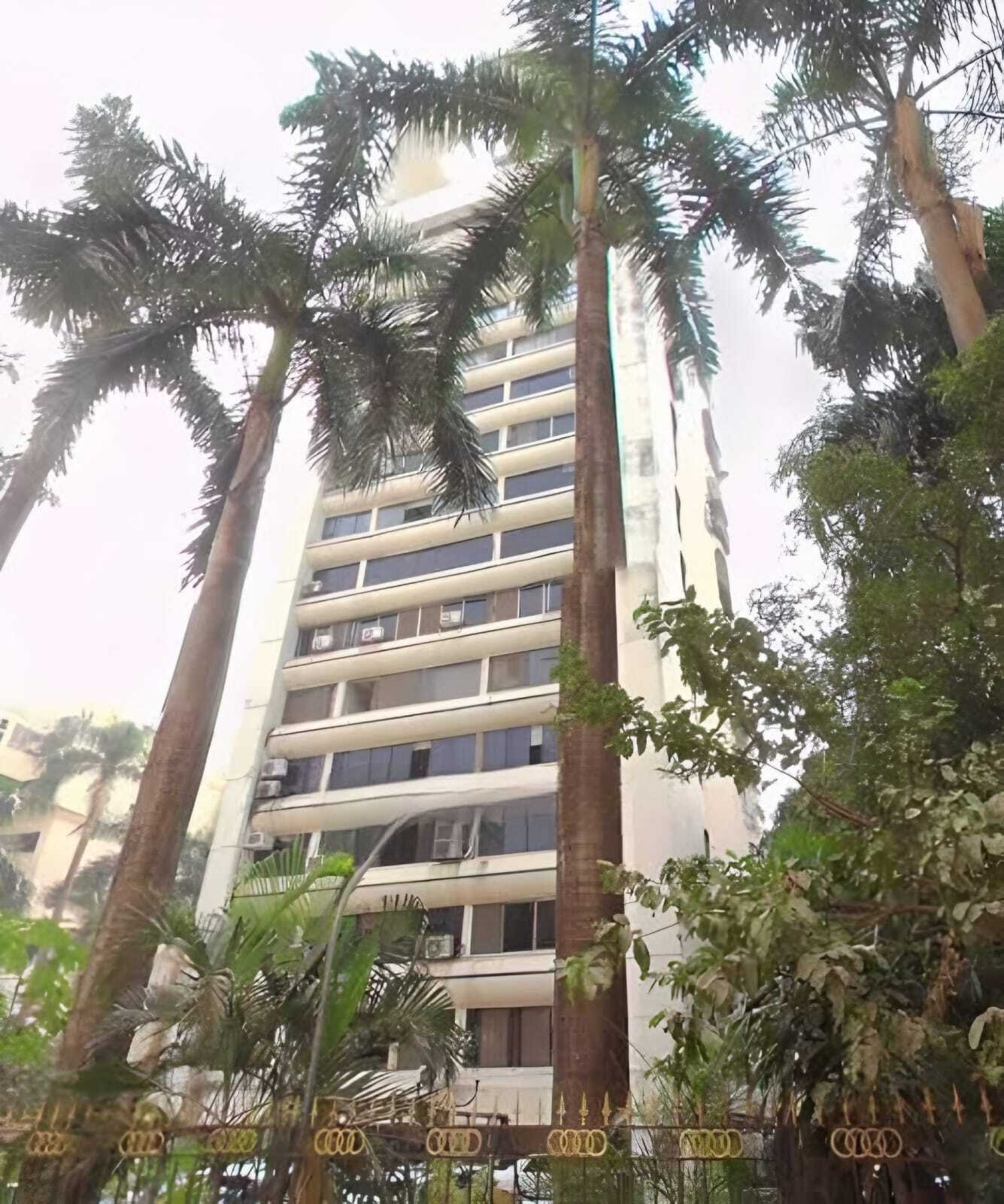 Oxford Towers in Andheri West,