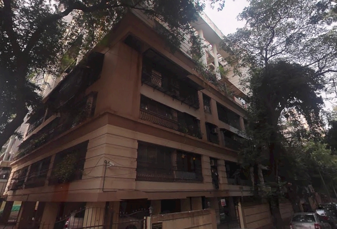 Tushar, Khar West.