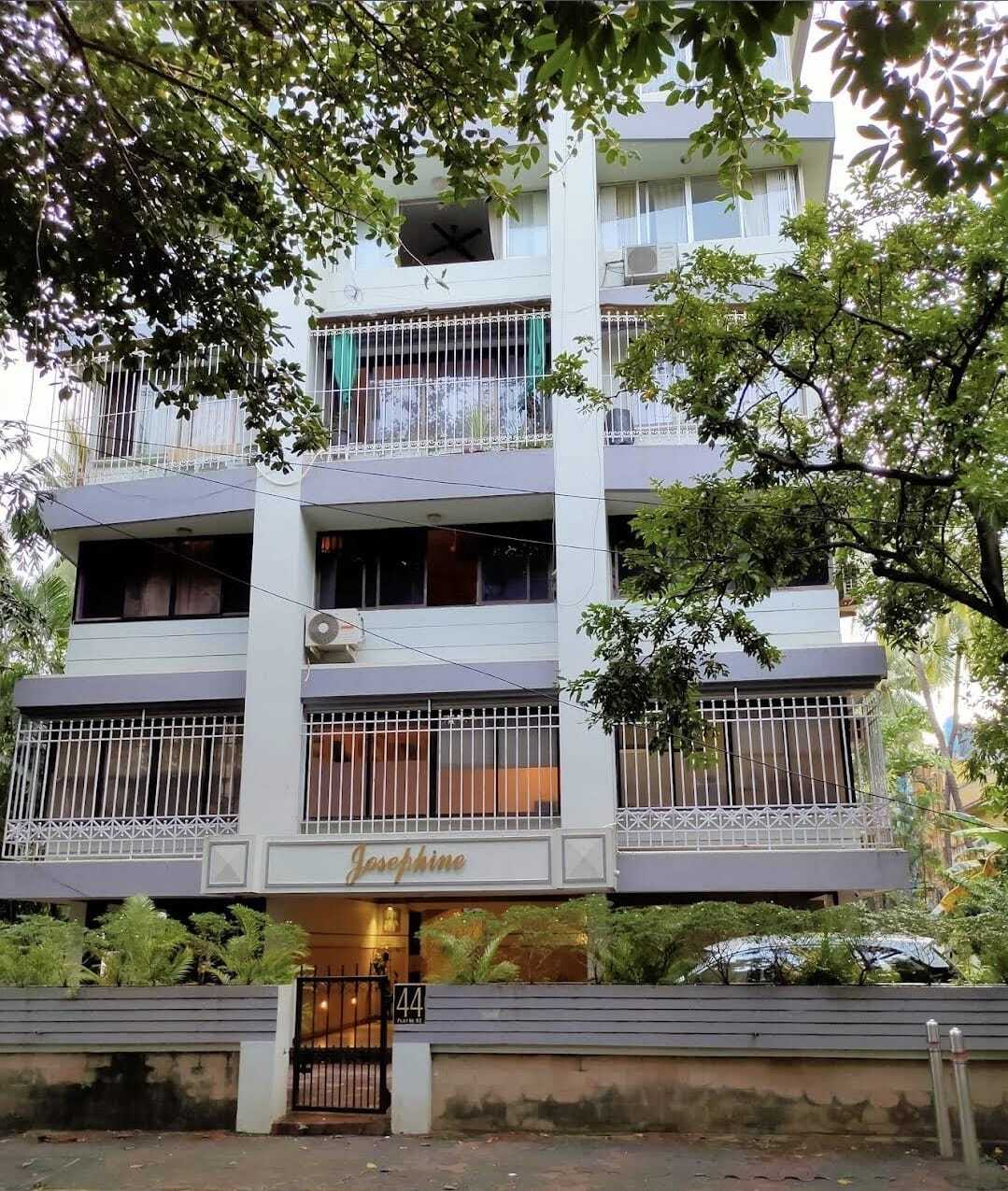 Josephine, Bandra West.