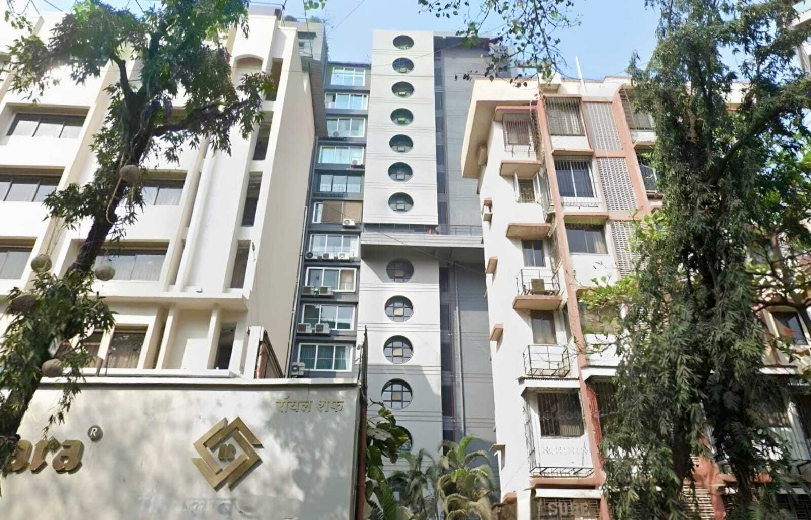 Radha Niwas, Khar West.