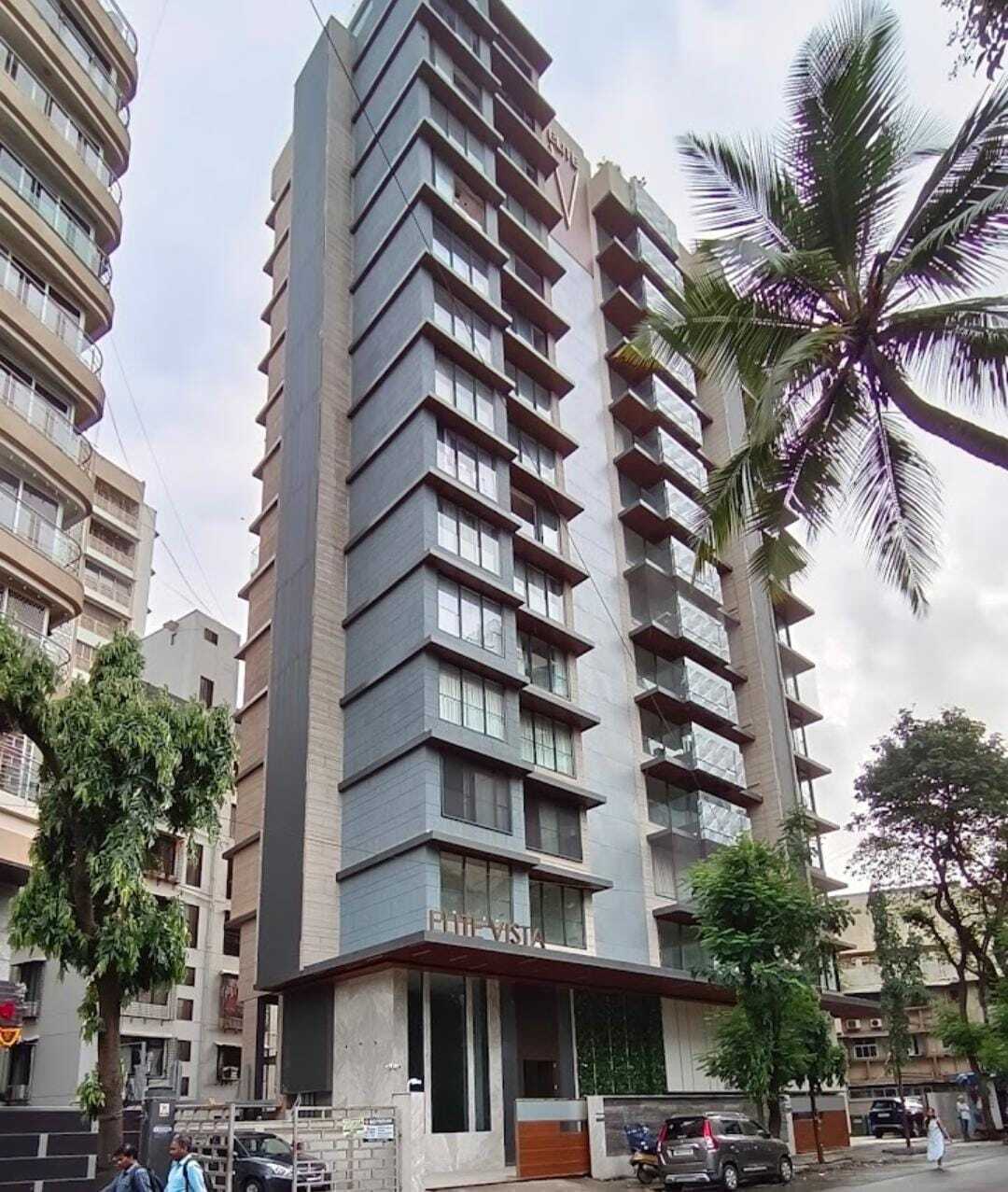 Elite Vista, Khar West.