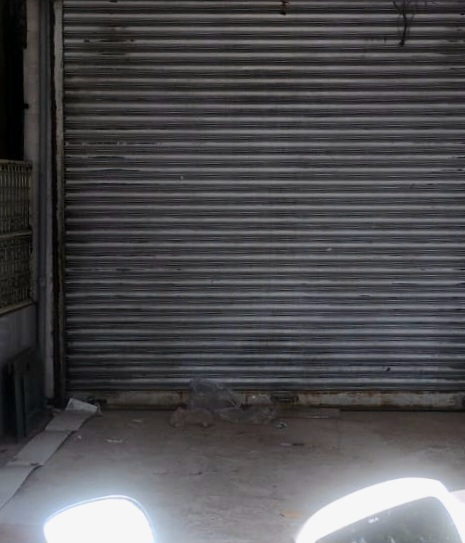 Shop for Rent in Khar SV Rd