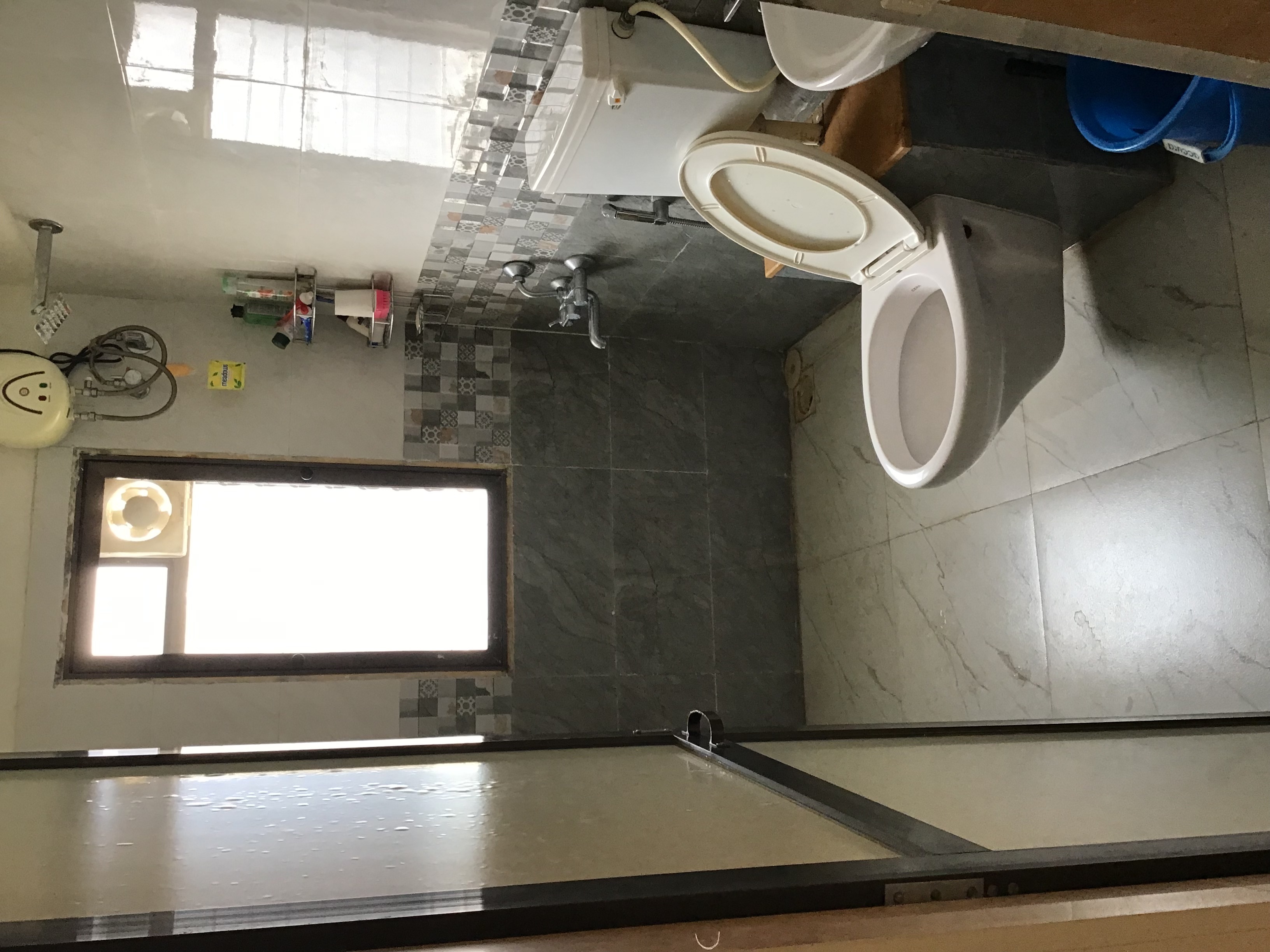 Toilet 1