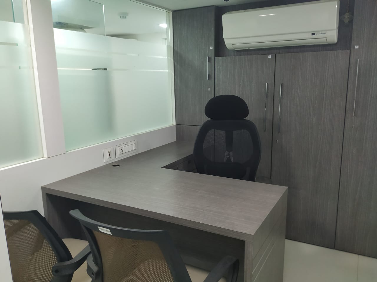 1600 Sq.ft. Commercial Office For Rent At Quantum Tower, Malad West ...